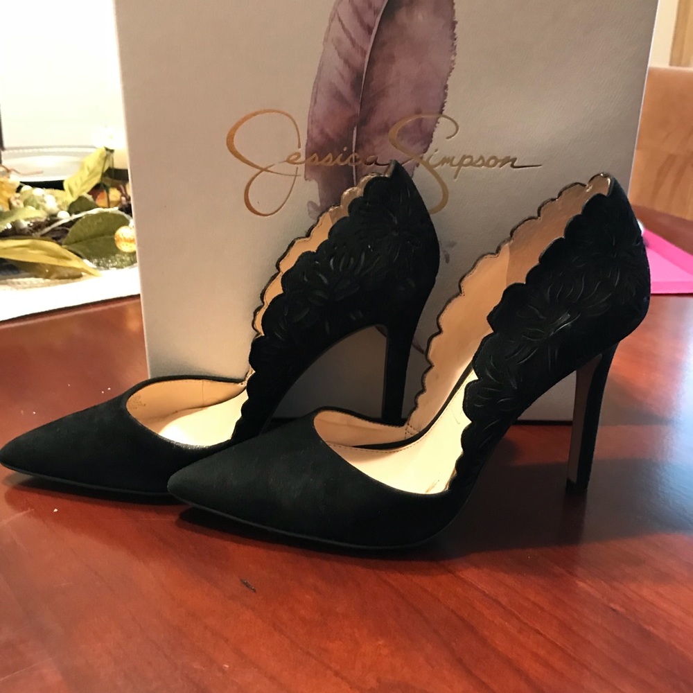 Black Suede Jessica Simpson Pump